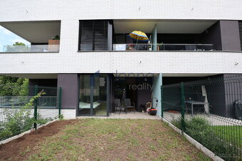 Pronájem bytu 1+kk, 38m2, ve 2. NP v novostavbě, zahrada, pa - 6