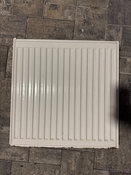 Ploché radiátory - bílé - 6