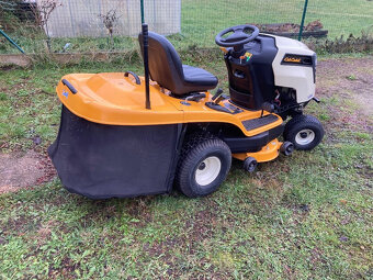 Zahradní traktor Cub Cadet - 6