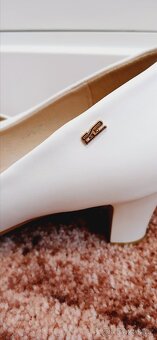 Krásné svatební lodičky - 6