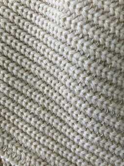 Dlouhý dámský svetr. - 6