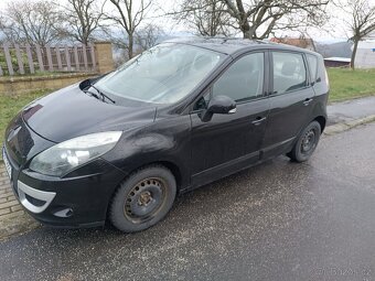 Renault Scénic 1.9 dCi 96 kW - 6