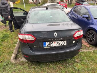 Renault Fluence 1.6i - 6