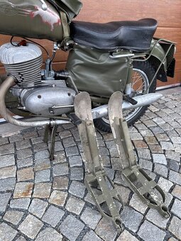 Jawa Švéd 250 579/03 - 6