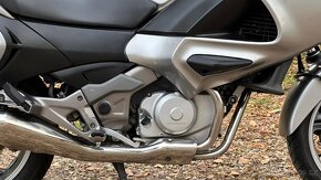 Honda NT 700 Deauville r.v.2010 - 6