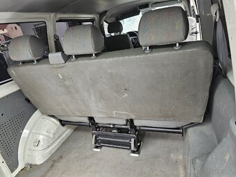 Zadní trojsedačka sedačka trojka VW T5 T5.1 T6 - 6
