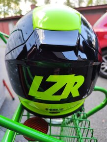 Prodám přilbu LZR a bederní pás - 6