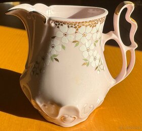 Souprava krásného růžového porcelánu, celkem 5ks - 6