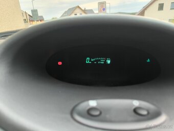Toyota Yaris - 6