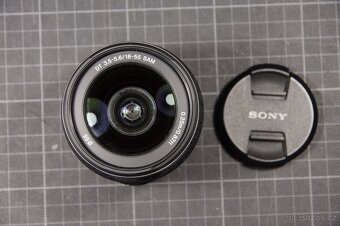 Sony a65 + objektivy a baterie - 6