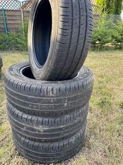 Prodám letní pneu Kumho 185/60/15 - 6