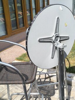 Prodám 4 barové židle + Vysoký kulatý stůl - 6