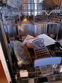 Nová myčka Philco - 6