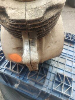 Motor Jawa 250/11 - Pérák - 6