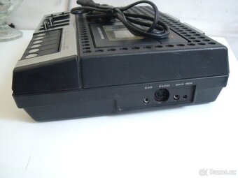 Magnetofon SANYO - 6