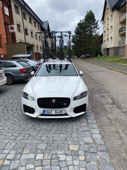 Jaguar XFS 30d sportbrake - 6