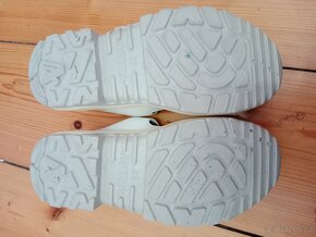 Prodám dámské pracovní boty - 6