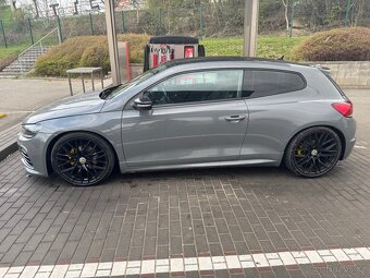 Prodám Volkswagen Scirocco 2.0TDi R-Line packet - 6