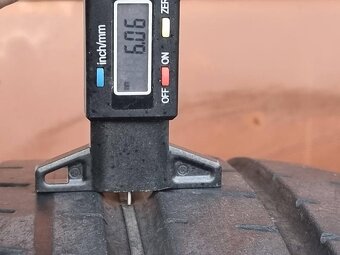 Letní Pirelli 295/35/21 - 6