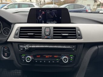 BMW 320d X-Drive Touring Xenony Navi Digi Klima Tempomat - 6