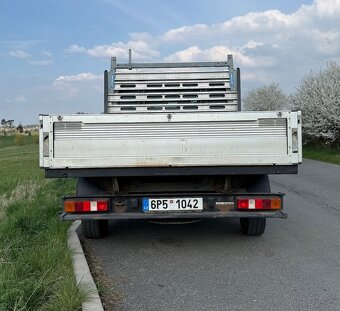FORD TRANSIT VALNÍK 7 MÍST 2.2 85Kw - 6