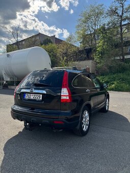 Honda CR-V 3. generace (r. v. 2008), výbava Executive - 6