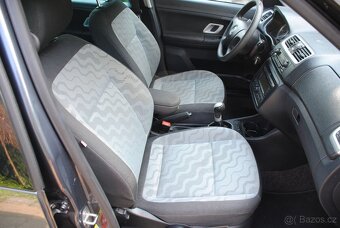 Škoda Roomster 1.2 51kW - climatronic - výhřev sedadel - 6