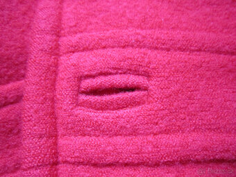 Sytě červený zimní kabát vel. M/38, 100% vlna - 6