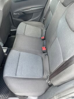 Škoda Fabia III 1,0i / 44kw/ klima - - 6