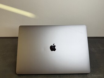 Macbook Pro 16" 2019 / I9 / 1TB / 16GB / Space gray - 6