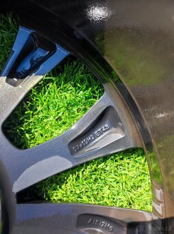 ALU kola Škoda Kodiaq 5x112 R19 Crater 7Jx19 ET 43 - 6