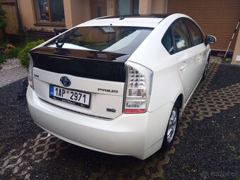 Toyota Prius - 6