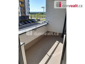 Světlý byt 2+kk/B s balkonem (54,2 m2 + 5,8 m2 balkon), 1.pa - 6