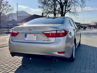 Lexus ES 350 V6 3.5L - 6