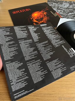 Sepultura – Beneath The Remains - 6