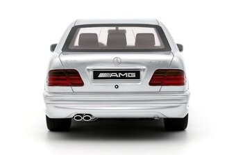 Mercedes-Benz W210 E55 AMG 2001 1:18 OttoMobile - 6
