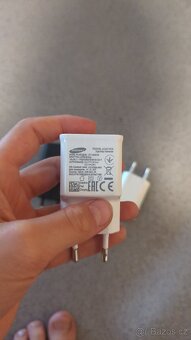 Zástrčky do zásuvky Samsung, Apple - 6