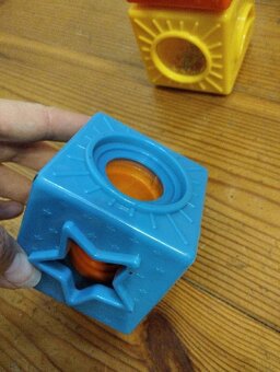 Plastové aktivní hračky - 6