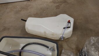 KTM 690 přídavná nádrž R/G - 6