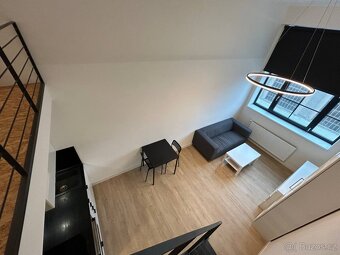 byt (loft) 1+kk, 30m2 v ul. Poděbradská, Praha 9 - Vysočany - 6