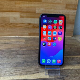 IPhone 11 64GB, černý (12 měsíců záruka) - 6