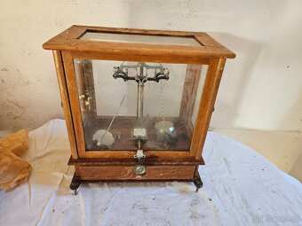 Laboratorní váhy - 6