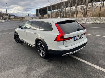 Volvo V90 Cross Country - 6