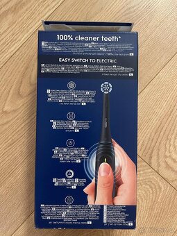 Elektrický kartáček Oral B iO2 - černý - 6