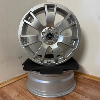 KRÁSNÁ MERCEDES GLK / C 5x112 R19 ET47 66,6mm+TPMS - 6