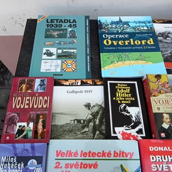 Knihy vojsko a válka. - 6