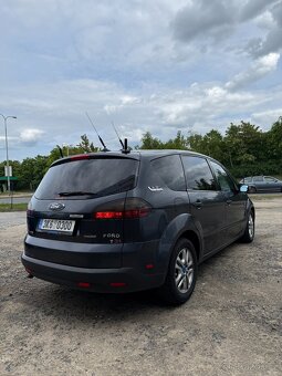 Ford S-MAX 2.0 TDCi 103 kW, 7 míst, výborný stav - 6