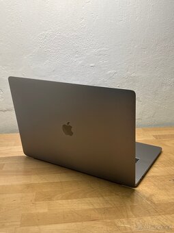 MacBook Pro 15” 2018/16GB RAM/Intel i7/512GB SSD/Záruka - 6