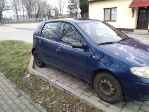 Fiat Punto 1.2 - 6