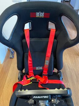 Herní kokpit Next Level Racing + Fanatec - 6